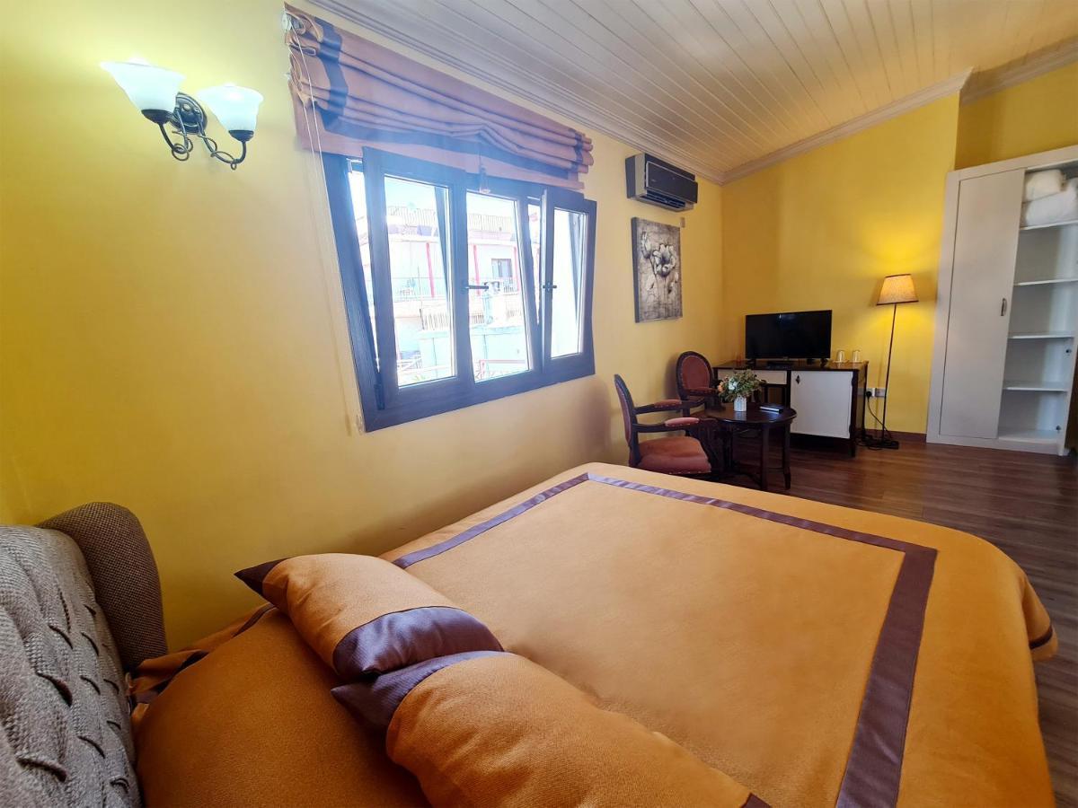 Sofia Boutique Hotel كيرينيا المظهر الخارجي الصورة